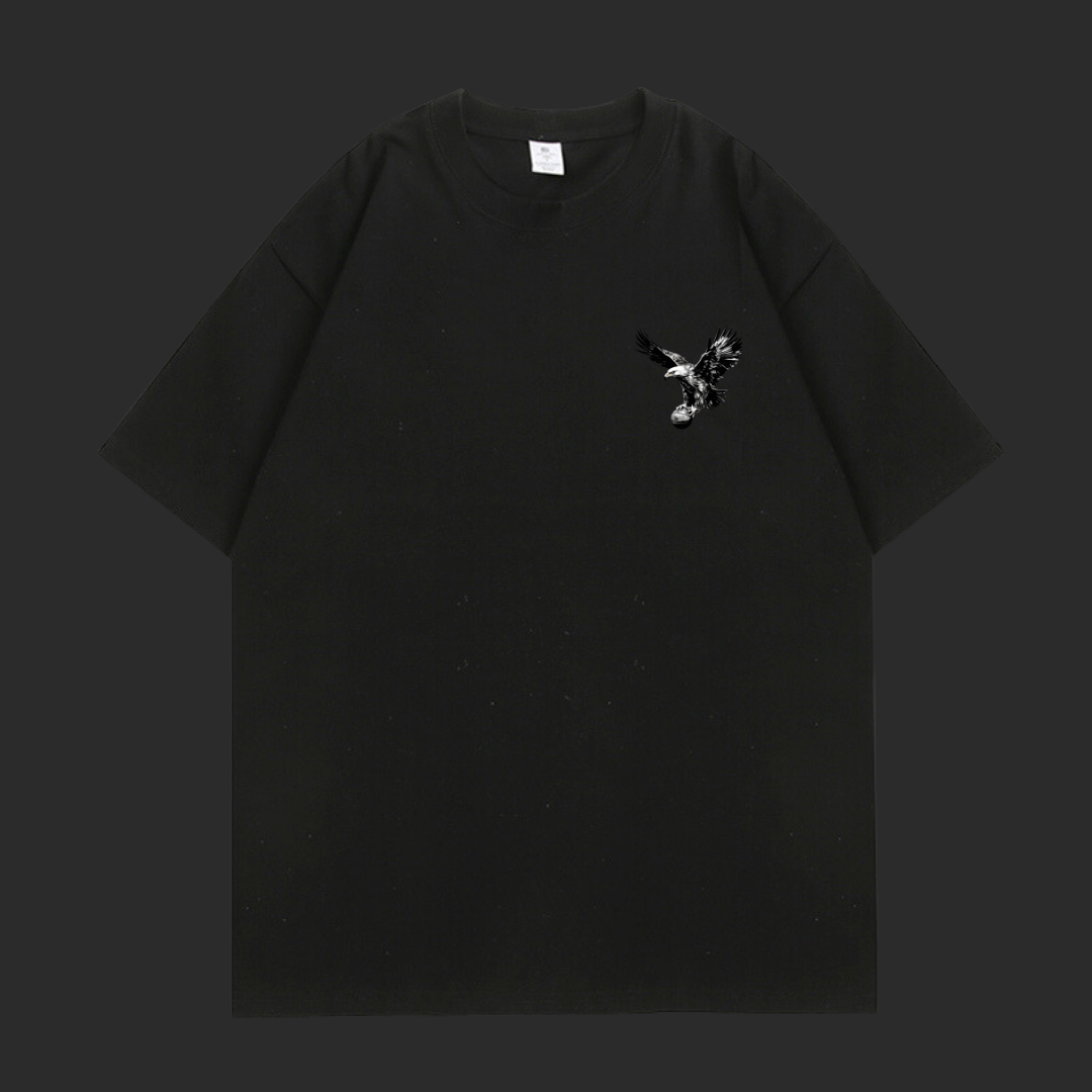 鷹擒籃球 T-shirt